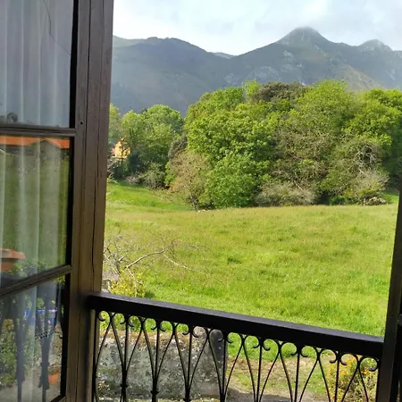 Cuetu Del Pradon بيت للعطل *